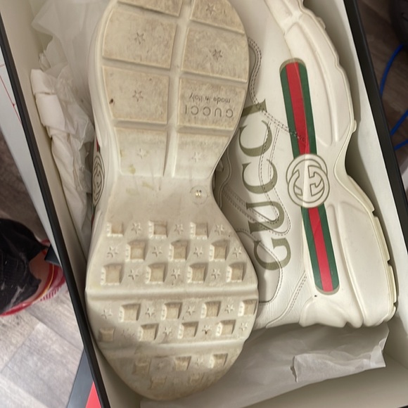 Gucci rhyton sneakers size 38 - Picture 3 of 4